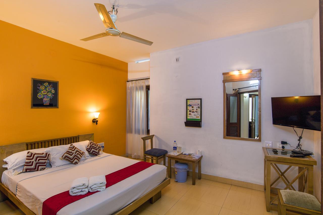 Haritagiri Hotel Kalpatta Ngoại thất bức ảnh