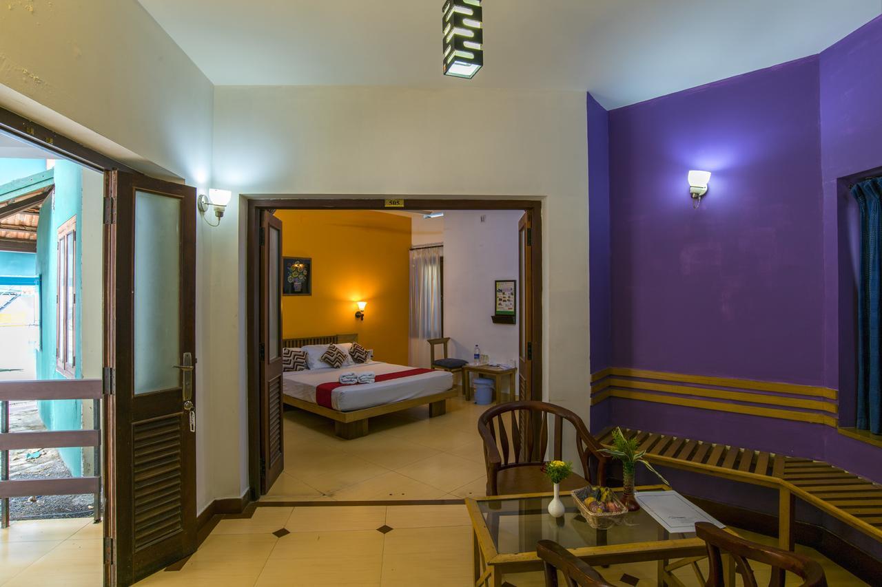 Haritagiri Hotel Kalpatta Ngoại thất bức ảnh