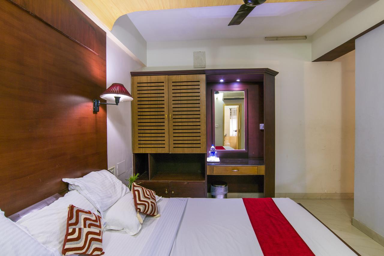 Haritagiri Hotel Kalpatta Ngoại thất bức ảnh