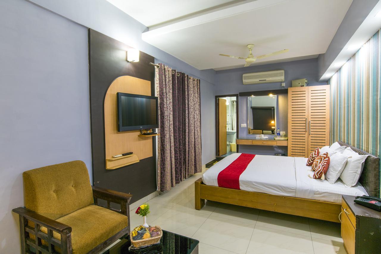 Haritagiri Hotel Kalpatta Ngoại thất bức ảnh