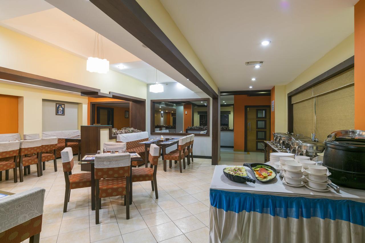 Haritagiri Hotel Kalpatta Ngoại thất bức ảnh